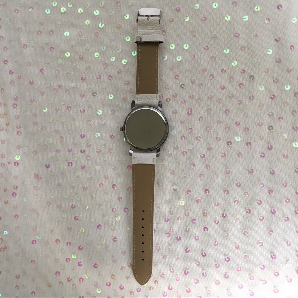 I’m Late Anyway Quartz Statement Watch. NWT - Picture 5 of 9
